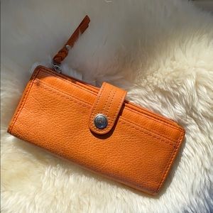 Fossil Weekender “What Vintage Are You?” Clutch